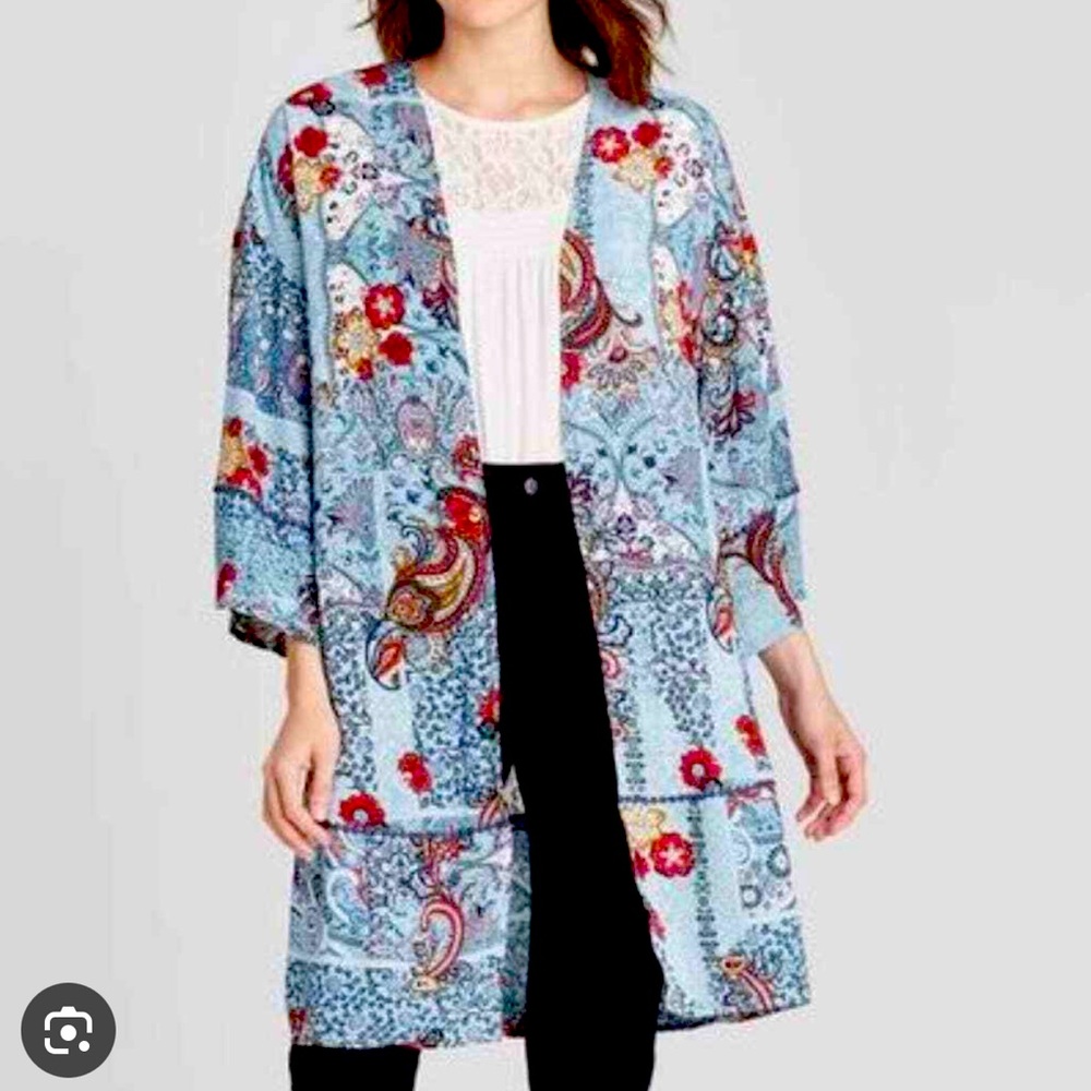 Knox and Rose paisley kimono cardigan